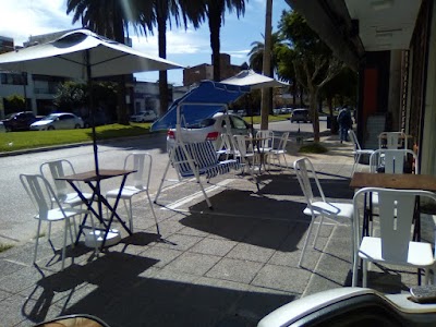 Tasty Lujan Helados & Cafe