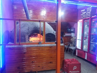 Pizzas A La Piedra el Leñador Altoke