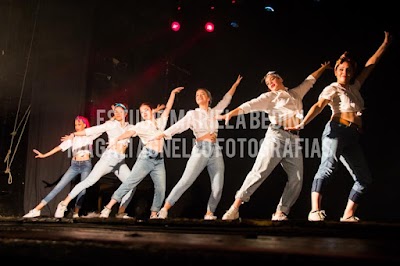 Estudio de Danza y Comedia Musical Mariela Bedini