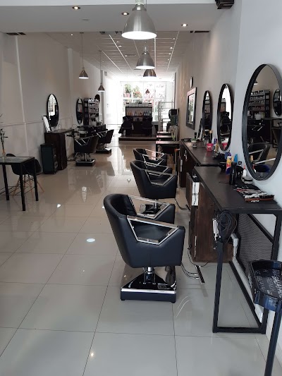 Hair Zone Peluqueria