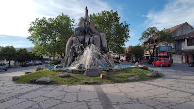 Fuente-Monumento Antonio Balcarce