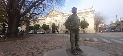 Monumento a Juan Manuel Fangio