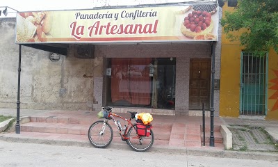 Panadería y confitería La Artesanal