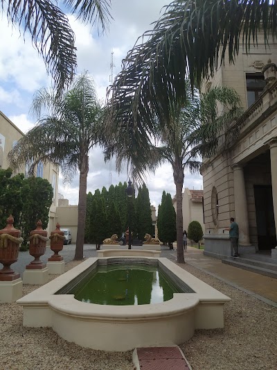 Palacio Municipal Garden