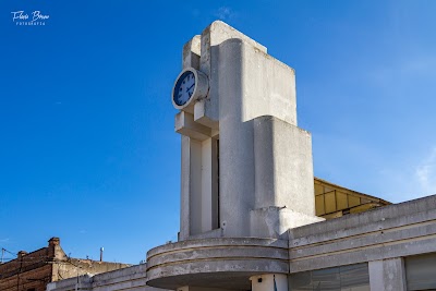 Centro cultural ex Mercado Municipal del Arquitecto Francisco Salamone