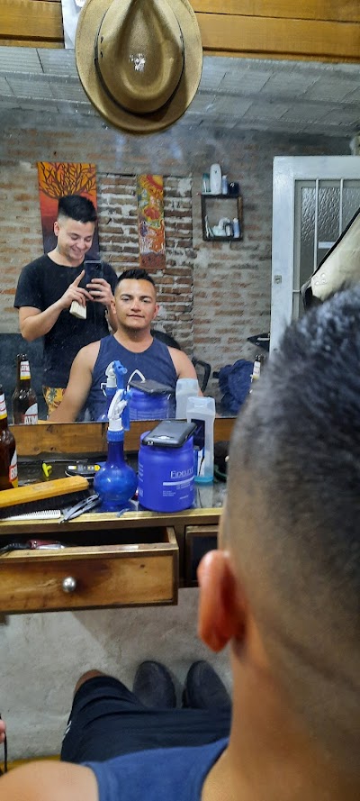 Morrison Peluqeria y Barbería