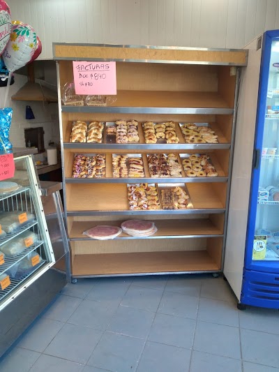 Panadería+ confitería La Ilusión