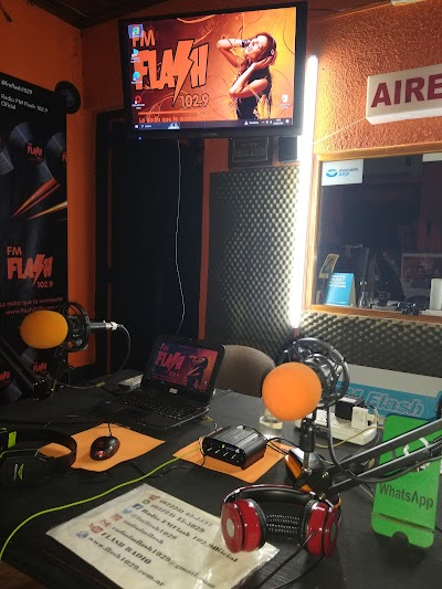 Radio & TV FM Flash 102.9