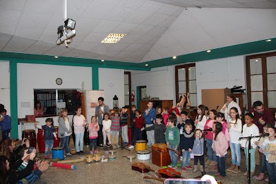 Escuela Municipal De Enseñanza Artistica E Idiomas