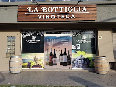 La bottiglia vinoteca