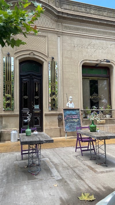 Restaurant Antojos