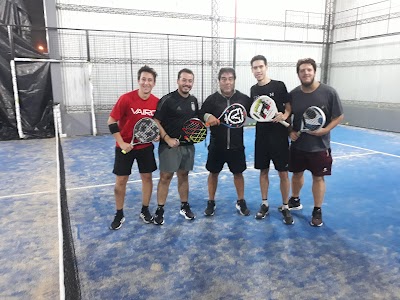 LOCOS POR EL PADEL