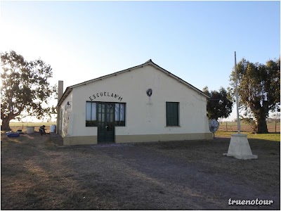 Escuela de Tejedor Chico