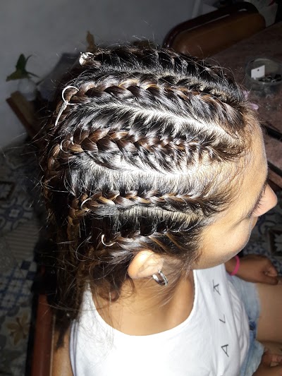 ALONDRA'SHAIR BY CAROLINA