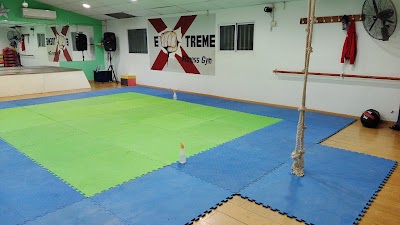 EXTREME FITNESS GYM