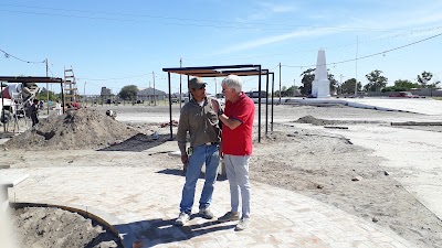 LA COFRADIA, Polleria, Queseria, Fiambreria y Estación de Picadas