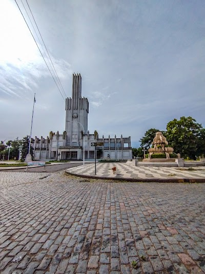 Fuente obra de Francisco Salamone