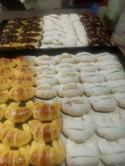 "Panaderia y confiteria dulce sabor"