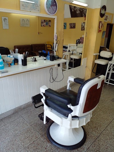 Peluqueria Barberia Mauricio