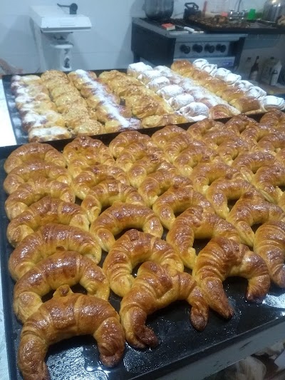 La Argentina Panaderia Y Fábrica De Pastas