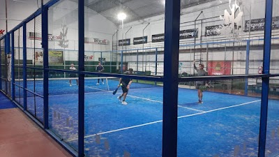 Indoor Padel Alquiler de Canchas