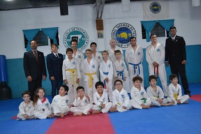 E.T.MAN (ESCUELA TAEKWONDO MANGAS)