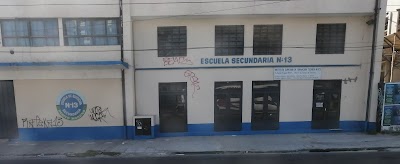 Escuela De Educación Secundaria Nº13 Perito Moreno