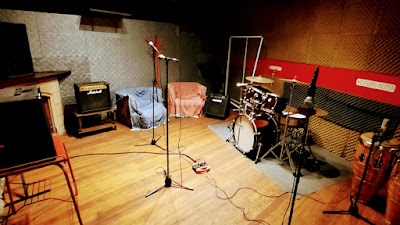 Estudio Reiter (Sala de ensayo- Estudio de Grabacion)