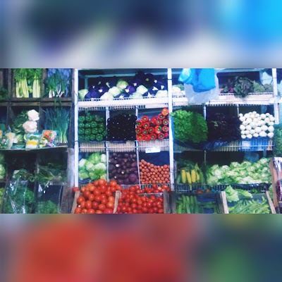 frutas verduras market San Pantaleón