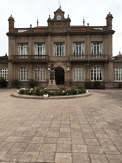 Plaza Raúl Alfonsín