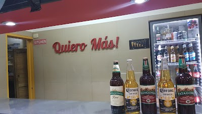 Pizzería & Rotisería Quiero Más