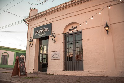 Cervecería "La Vieja Esquina"