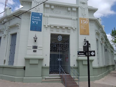 Escuela primaria N°1 Presbítero Manuel Alberti