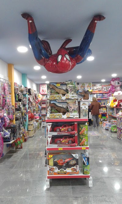 Macanas; Tienda de Juguetes