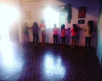 Instituto De Danzas Rocío Suárez