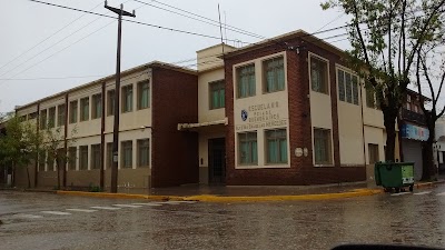 Escuela Primaria 8