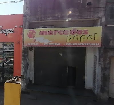 Mercedes Papel