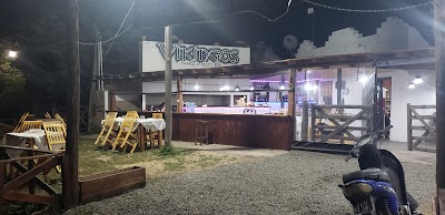 Vikingos pooll restobar