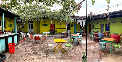 VALHALLA NAVARRO - RESTAURANTE - CAFE - PATIO -