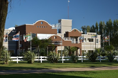 Cla Lauquen Hotel & Eventos