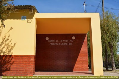 Jardín de Infantes Nº 902 "Anibal Riu"