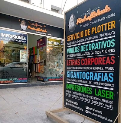 Piedraflotante, Estudio De Arte y Diseño