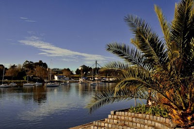 Cabañas "Rio Quequén"