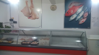 Polleria y Pescaderia Pigüé