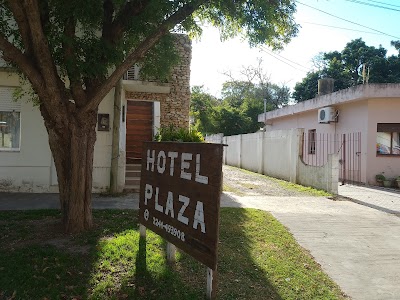 Hotel Plaza Pila