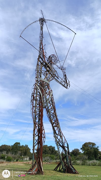 Monumento "El Guardián de la Cruz del Sur"