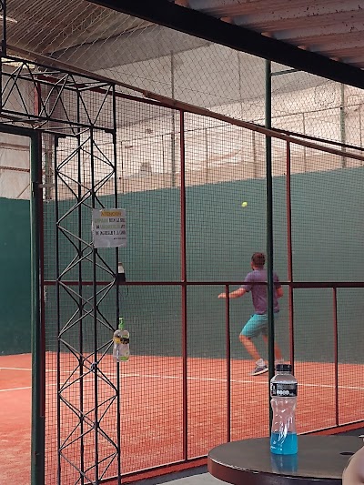 LA CANCHA PADEL