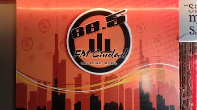 Salto en Red - FM ciudad 88.5