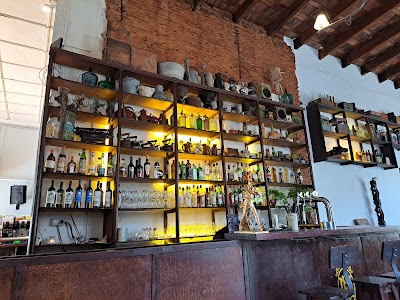 El Mitre, Bar Histórico