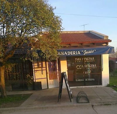 Panadería y Confitería "Jesús"